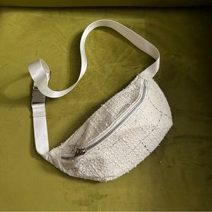 Generation love belt bag